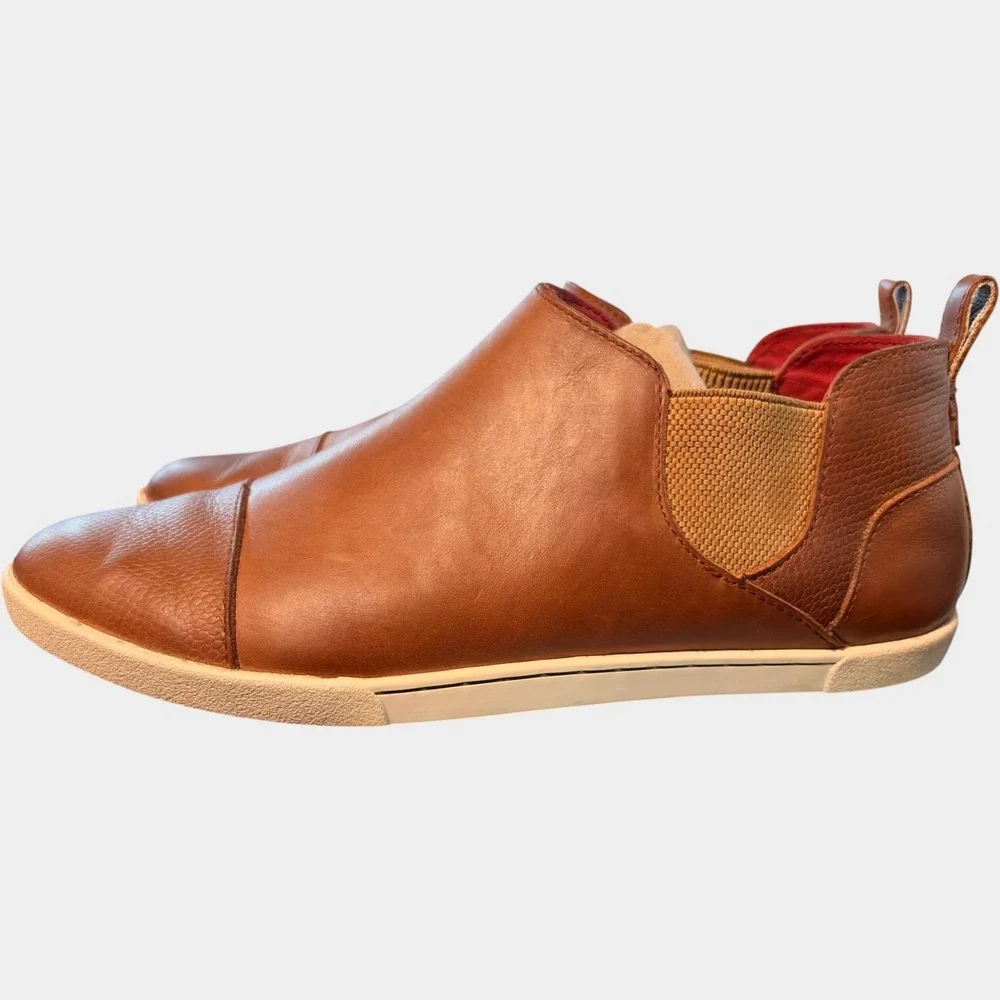 OluKai Waipahe Brown Leather Slip On Chelsea Shoes 20336-FXFX Mens 7 Womens 8.5